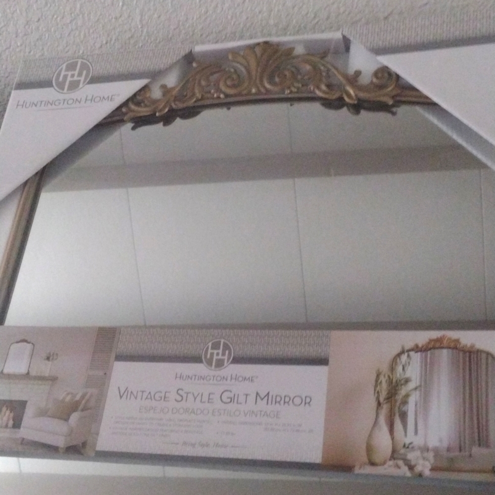 Arched mirror new in box - Picture 3 of 3